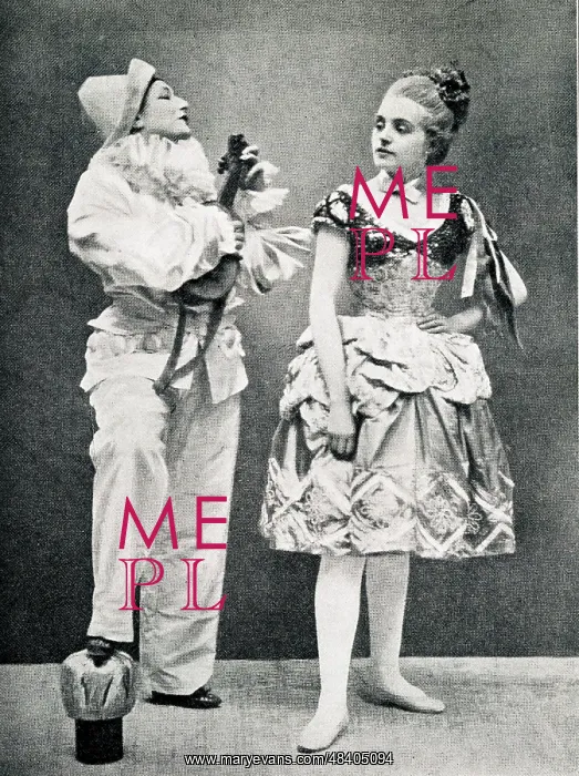  : Sarah Bernhardt and Rejane in Pierrot Meurtrier