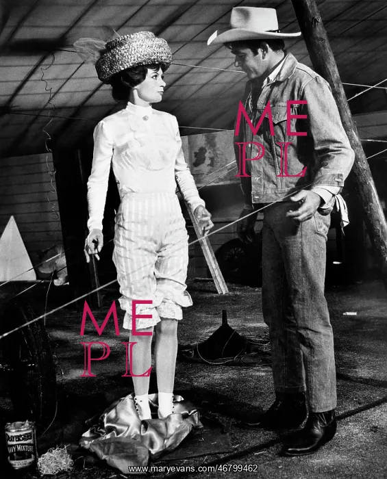 : Sarah Miles - Stuart Whitman : Sarah Miles - Stuart Whitman