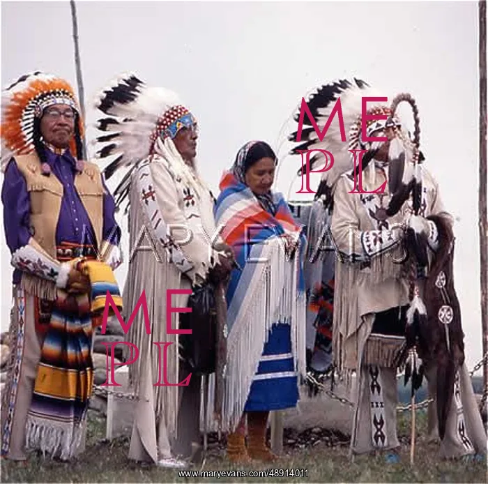 : SARCEE CHIEFS & WIVES : SARCEE CHIEFS & WIVES