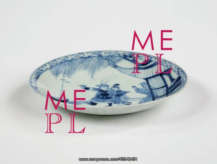 : Saucer. Porcelain saucer with cobalt blue underglaze decoration of three figures : Saucer. Porcelain saucer with cobalt blue underglaze decoration of three figures