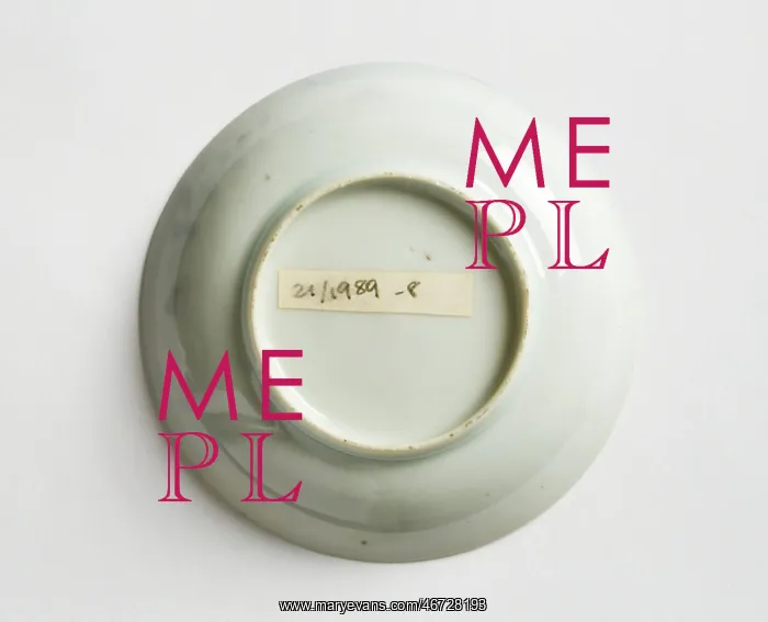 : Saucer, underside : Saucer, underside