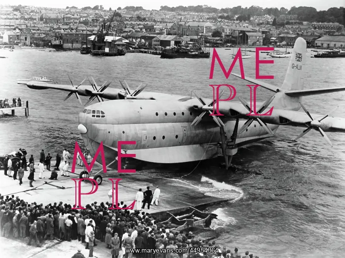: Saunders Roe SR-45 Princess Flying Boat : Saunders Roe SR-45 Princess Flying Boat
