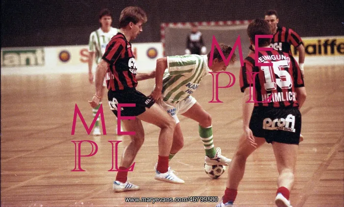 : S.C. Donaufeld : S.C. Donaufeld