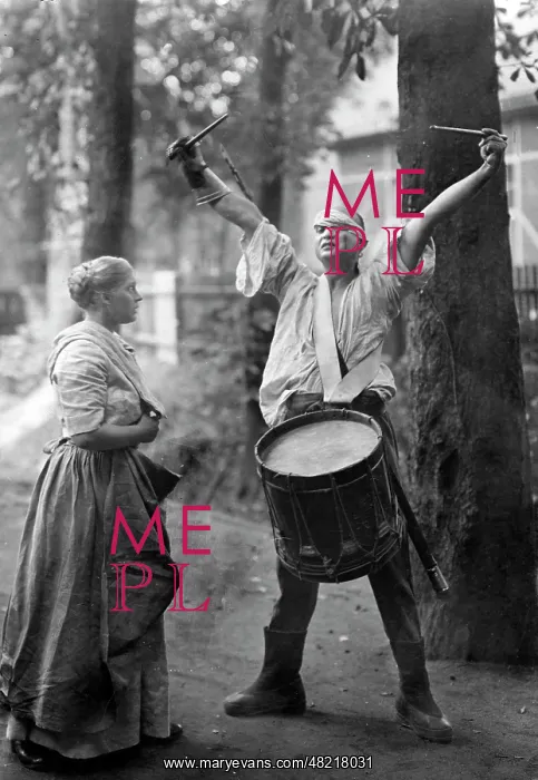 : Scene from 1914 by Wilhelm Schmidtbonn, 1914 : Scene from 1914 by Wilhelm Schmidtbonn, 1914