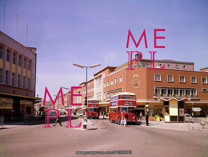 : Scene in the High Street, Exeter, Devon : Scene in the High Street, Exeter, Devon