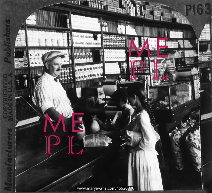 : Scene inside a midwestern grocery store, USA : Scene inside a midwestern grocery store, USA