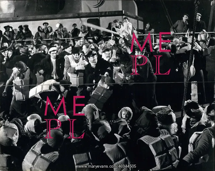 : Scene from A Night to Remember : Scene from A Night to Remember