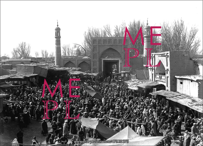 : Scene outside a mosque in Kashgar, western China : Scene outside a mosque in Kashgar, western China