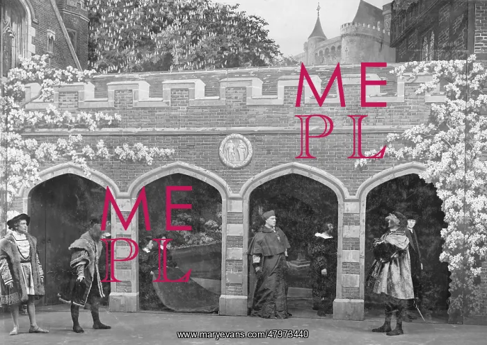 : Scene from Shakespeare's Henry VIII : Scene from Shakespeare's Henry VIII