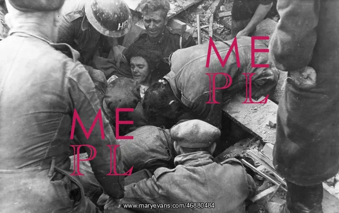 : Scene in Sherard Road, Eltham, WW2 : Scene in Sherard Road, Eltham, WW2