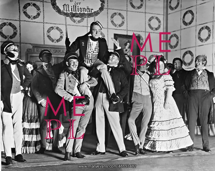 : Scene from stroll students at the theater in Berlin, 1911 : Scene from stroll students at the theater in Berlin, 1911