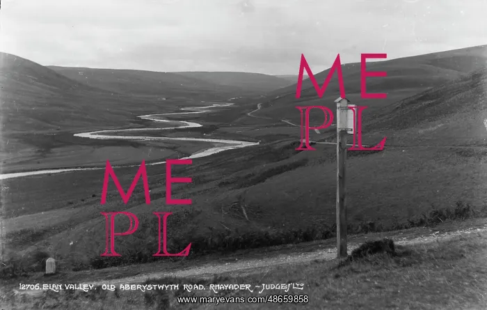 : Scenic View of Elan Valley : Scenic View of Elan Valley