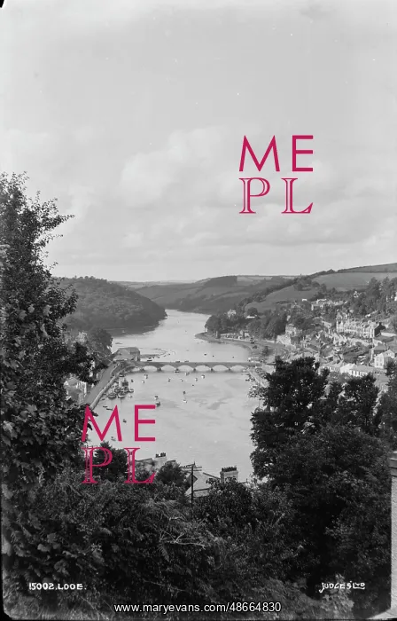 : Scenic View of Looe River : Scenic View of Looe River