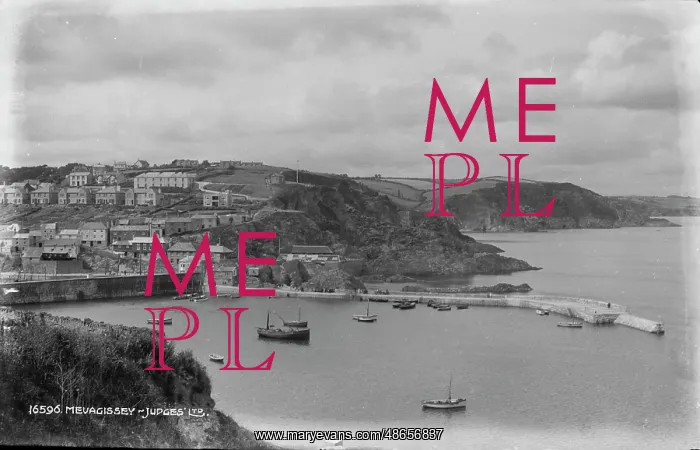 : Scenic View of Mevagissey Harbour : Scenic View of Mevagissey Harbour