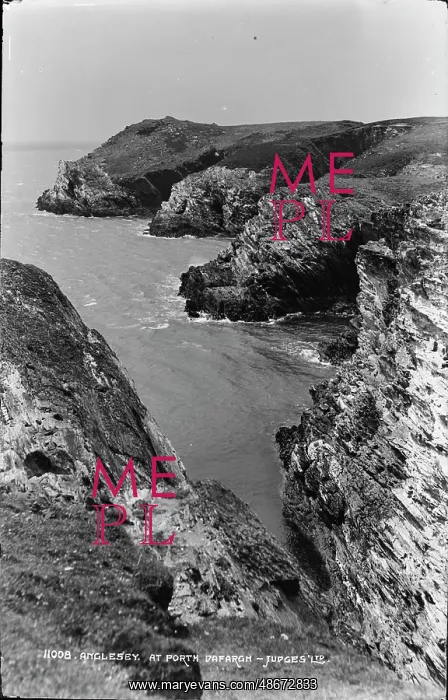: Scenic View of Porth Dafarch : Scenic View of Porth Dafarch