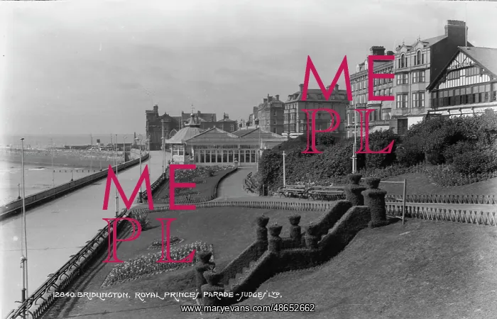 : Scenic View of Royal Parade, Bridlington : Scenic View of Royal Parade, Bridlington