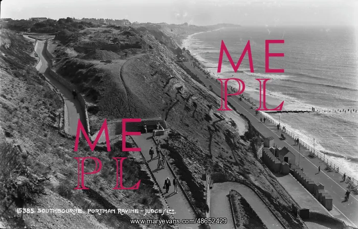 : Scenic View of Southbourne Beach : Scenic View of Southbourne Beach