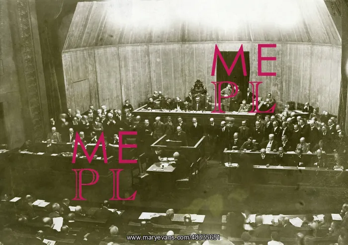 : Scheidemann opposes the adoption of the Versailles Treaty : Scheidemann opposes the adoption of the Versailles Treaty