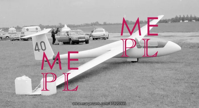 : Schempp-Hirth Standard Cirrus 40 : Schempp-Hirth Standard Cirrus 40