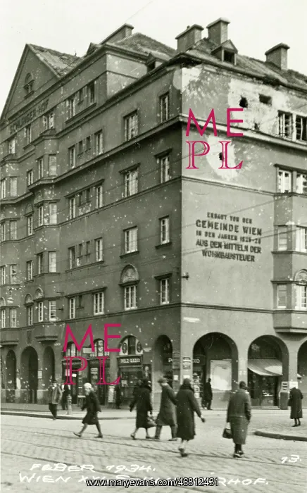 : Schlinger-Hof in Vienna 1934 : Schlinger-Hof in Vienna 1934