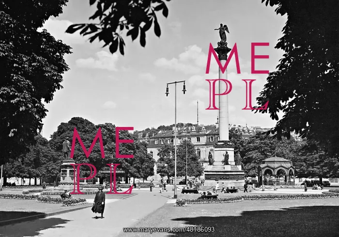 : Schlossplatz with the Jubilee Column in Stuttgart, 1939 : Schlossplatz with the Jubilee Column in Stuttgart, 1939