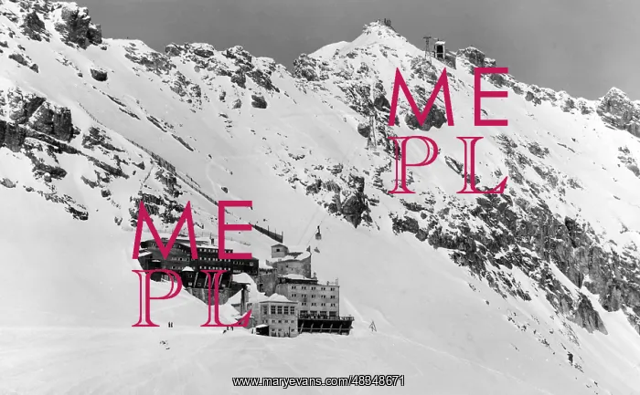 : Schneefernerhaus on the Zugspitze, around 1935 : Schneefernerhaus on the Zugspitze, around 1935