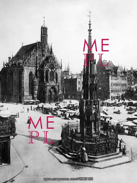 : Schoener Brunnen in Nuremberg around 1900 : Schoener Brunnen in Nuremberg around 1900