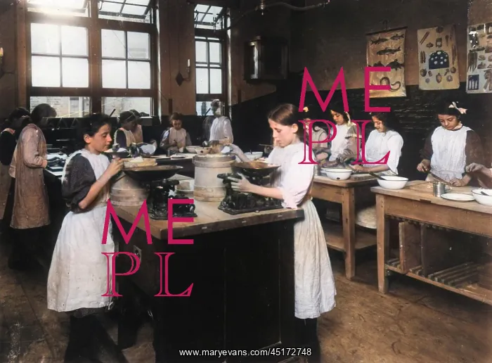 : SCHOOL BAKING CLASS : SCHOOL BAKING CLASS
