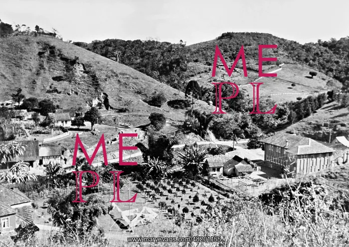 : A school in Blumenau, 1936 : A school in Blumenau, 1936