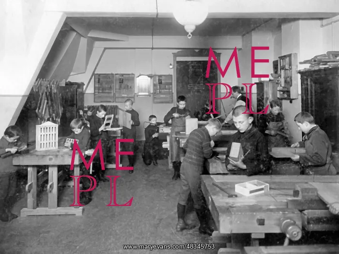 : School class in Friedenau, 1908 : School class in Friedenau, 1908