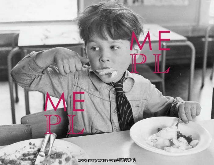  : SCHOOL DINNER 1956