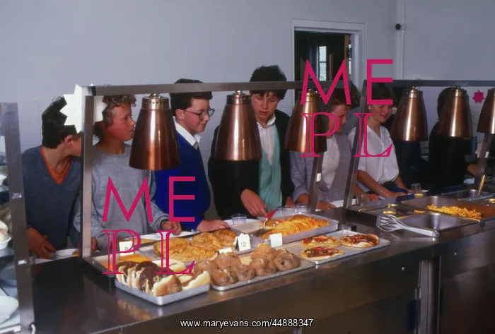 : SCHOOL DINNERS 1988 : SCHOOL DINNERS 1988