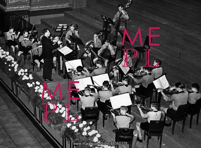 : School orchestra in the Berlin Philharmonie, 1940 : School orchestra in the Berlin Philharmonie, 1940