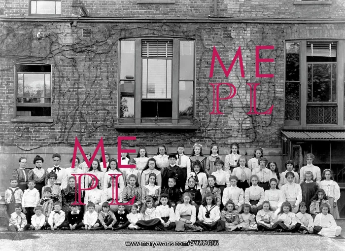  : School Photo 1900