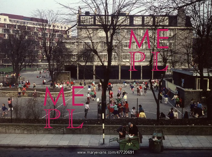 : School playground in Pimlico, London : School playground in Pimlico, London