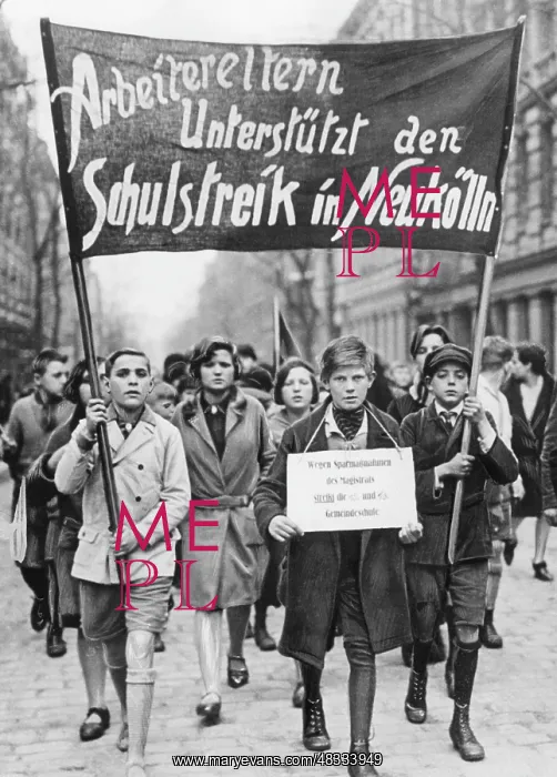 : School strike in Berlin, around 1930 : School strike in Berlin, around 1930
