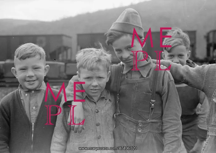 : Schoolboys in coal town, Kempton, West Virginia : Schoolboys in coal town, Kempton, West Virginia