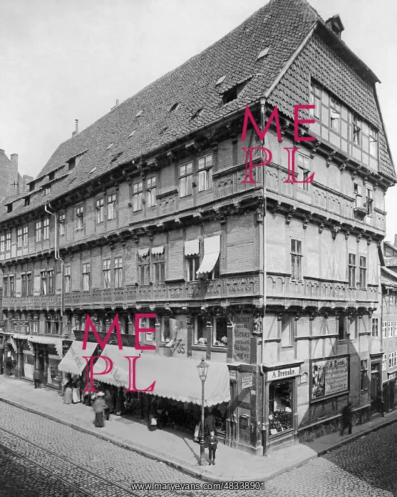 : Schoolyard in Halberstadt, 1903 : Schoolyard in Halberstadt, 1903
