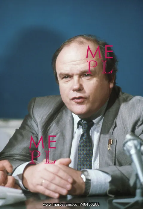 : Scientist Yevgeny Velikhov, 1986 : Scientist Yevgeny Velikhov, 1986