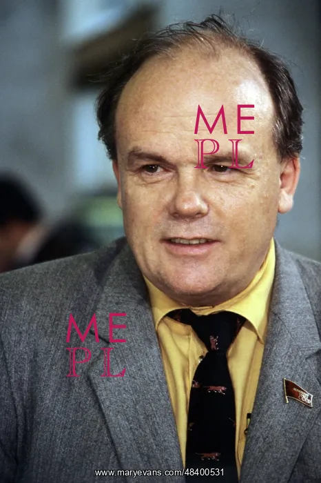 : Scientist Yevgeny Velikhov, 1988 : Scientist Yevgeny Velikhov, 1988