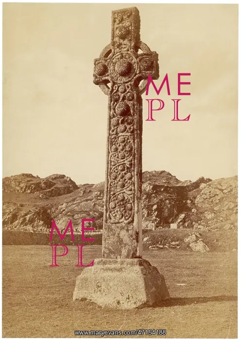  : SCOTLAND / IONA CROSS