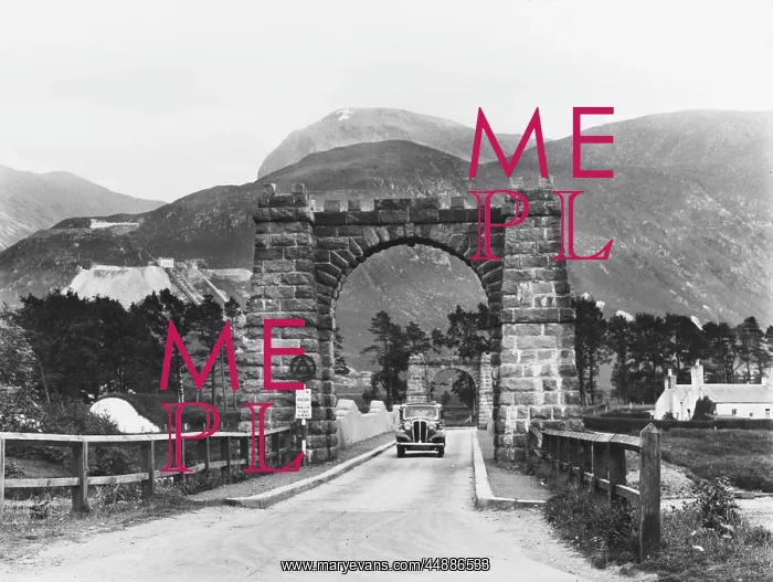 : SCOTLAND / LOCHY BRIDGE : SCOTLAND / LOCHY BRIDGE