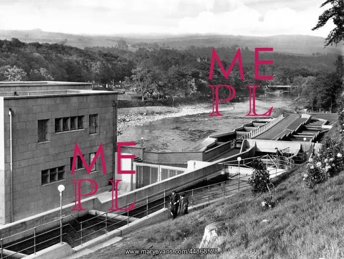 : SCOTLAND / PITLOCHRY : SCOTLAND / PITLOCHRY