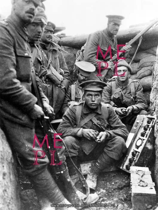 : Scots Guards in trench on Western Front, WW1 : Scots Guards in trench on Western Front, WW1