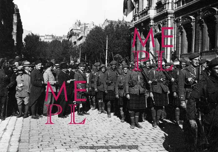 : Scottish infantry in Marseille : Scottish infantry in Marseille