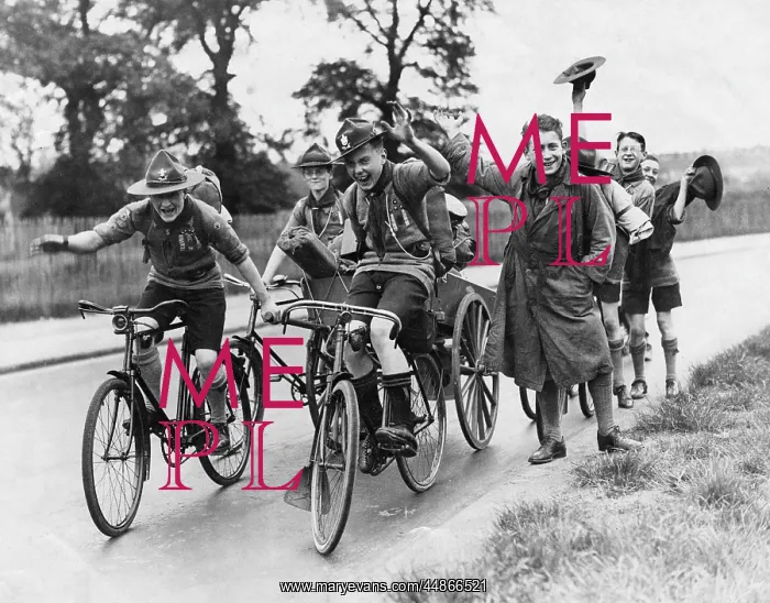 : Scouts on Bikes 1930 : Scouts on Bikes 1930
