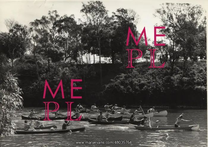 : Scouts canoeing in Australia : Scouts canoeing in Australia