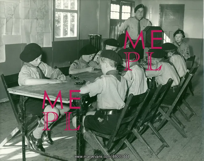 : Scouts learning morse code : Scouts learning morse code