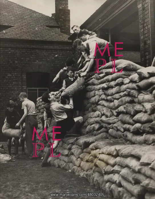: Scouts during Wartime : Scouts during Wartime