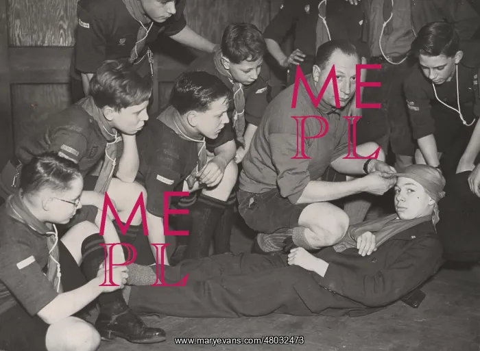 : Scouts during Wartime : Scouts during Wartime